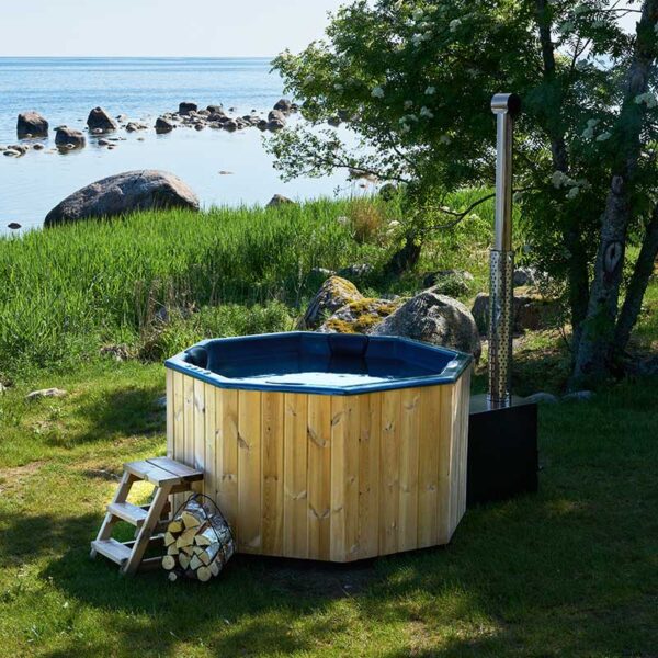 bild 22 attakantig badtunna for 7 personer